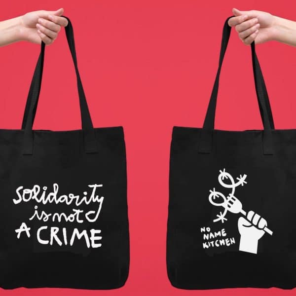 Bolsa «SOLIDARITY IS NOT A CRIME»